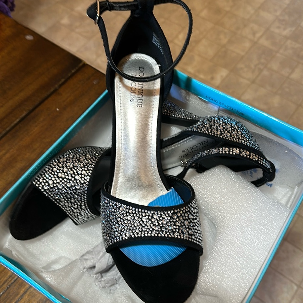 Size10m Dominique Nicole dress shoes